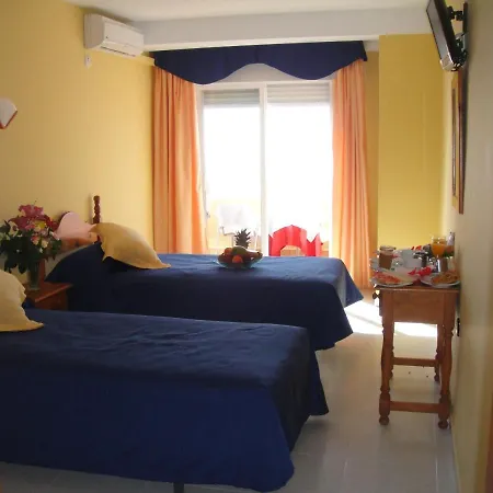 Costa Sol 2* كاستيل دي فيرو