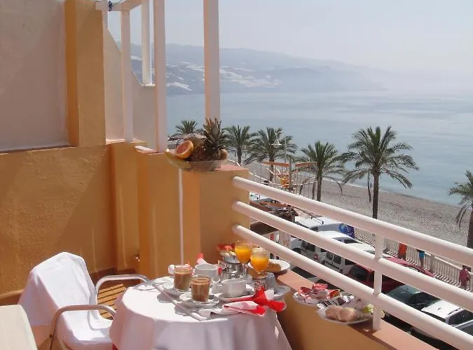 Costa Sol 2*